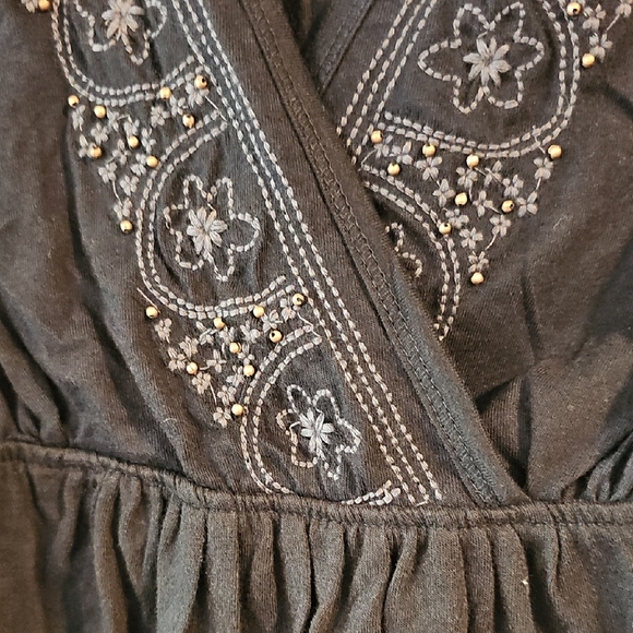 Faded Glory Black Long Sleeve Top with Embroidered Trim - Picture 4 of 4